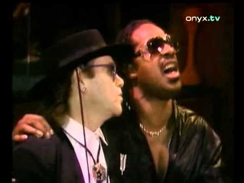 Dionne Warwick with Gladys Knight, Elton John & Stevie Wonder - That's What Friends Are For